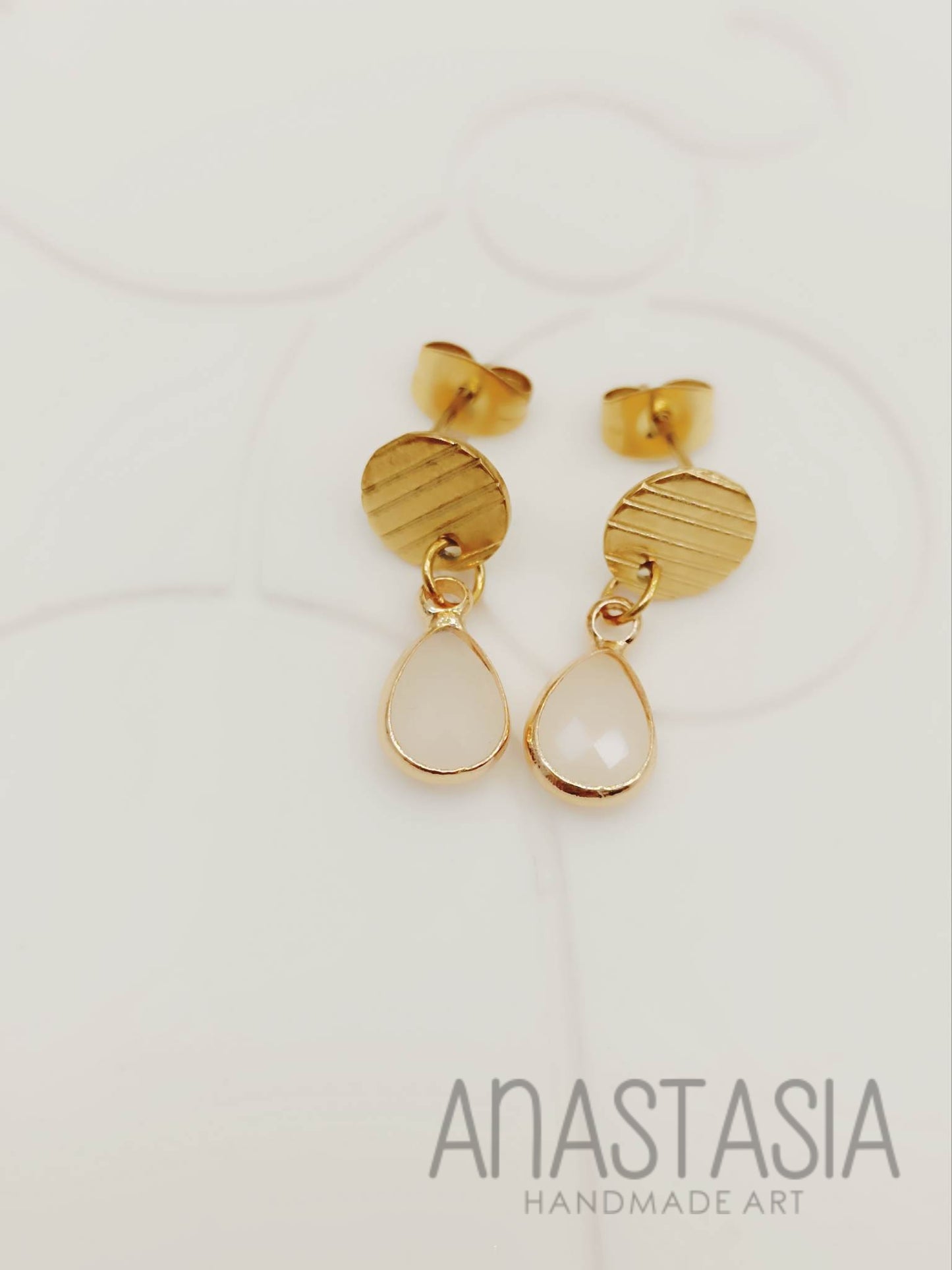 Stainless steel Earring with crystal in different colours